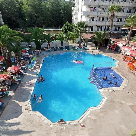 Hotel Club Pineta Armutalan